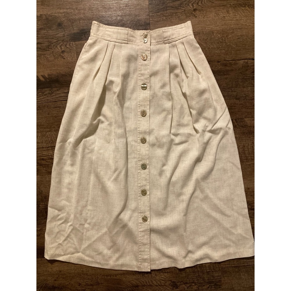 Cropped Long Buttoned Skirt